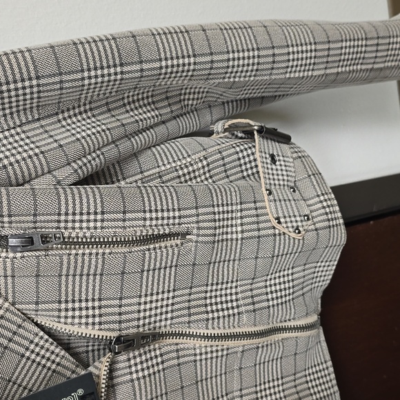 NWT Blank NYC Plaid Moto Jacket - Picture 4 of 11